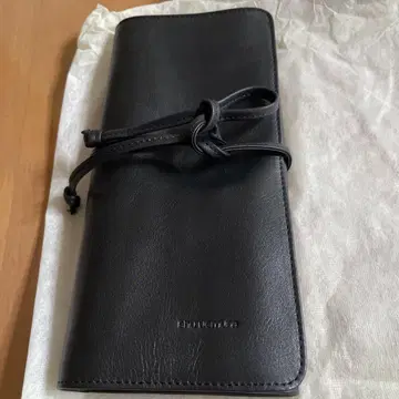 shu uemura 블랙 가죽 메이크 브러쉬 케이스