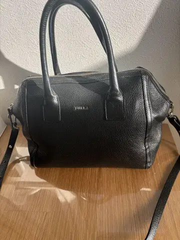 FURLA 블랙 백