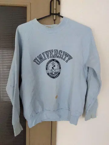 70년대 빈티지 UNIVERSITY 로고 트레이닝복