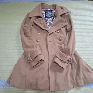 Pendora 카멜 더블 브레스트 트렌치코트
