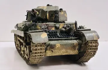 브롱코 모델 1/35 41M 투란 완성품 탱크 모형 헝가리