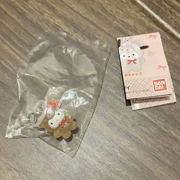 헬로키티 메지루시 액세서리 라떼곰 디자인