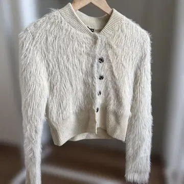 ZARA 아이보리 퍼풍 가디건 자라 긴팔 퍼 가디건