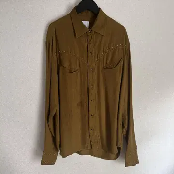 SUBAGE Rayyon studs shirts