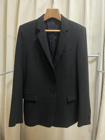 띠어리 테일러드 자켓