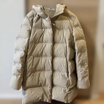 UNIQLO 베이지 후드 부착 다운 자켓
