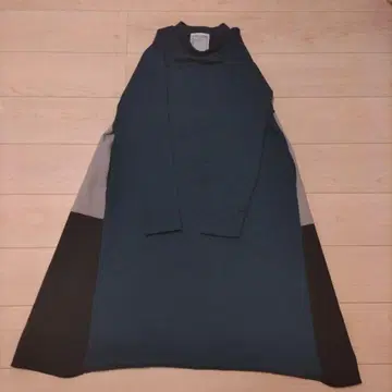 BEARDSLEY 롱 드레스 다크 그린