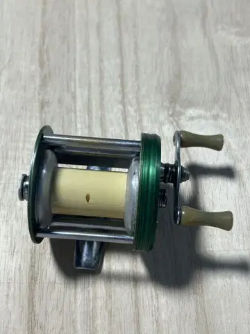 BRONSON 그린 호넷 2200 베이트 그린 호넷