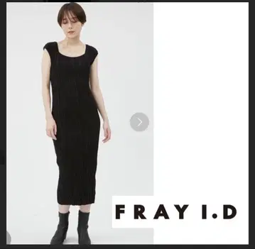 [ FRAY I.D ] 웨이브 링크스 패턴 니트 원피스