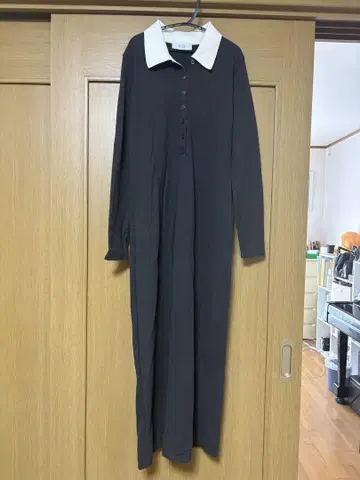 AER 블랙 롱 원피스