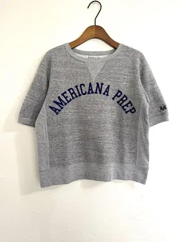 AMERICANA 아메리카나 맨투맨
