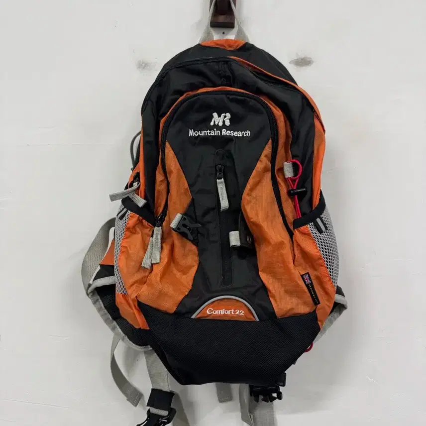 マウンテンリサーチ登山バックパック