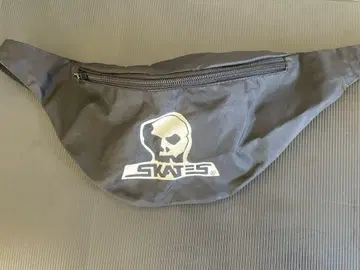 SKULL SKATE 스컬 로고 웨스트 파우치 블랙