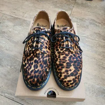 닥터 마틴 레오파드 무늬 레이스업 슈즈 레오파드 UK8