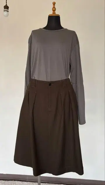 MHL. 스커트