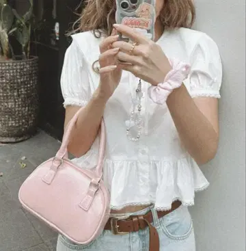 앨리슨 브라운 사에코 핑크 숄더백 폴리우레탄제