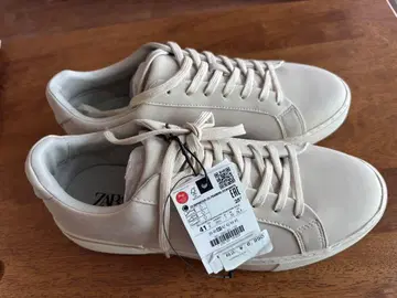 새상품 ZARA 스니커즈 41 26.5cm