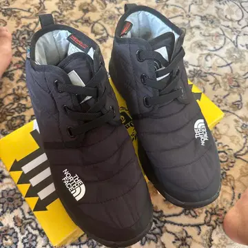 THE NORTH FACE 방수 하이컷 신발