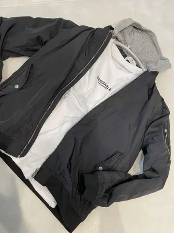 선착순 H&M 바시티 자켓 블루종 점퍼 후드 부착 ZARA