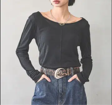 새상품 PAGEBOY 아웃심 시어 롱슬리브 페이지 보이