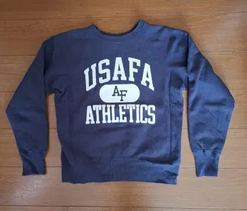 [ Champion ] 리버스 위브 USAFA 맨투맨