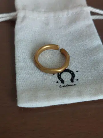 LaLuce Tiny Ring