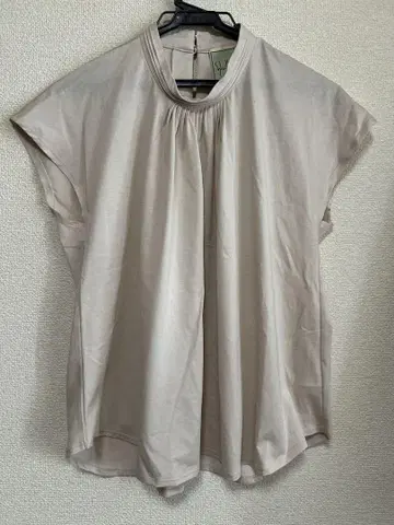 시빌라 사이즈 M 베이지 프론트 플리츠 @6757