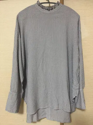 Spick & Span 프릴 칼라 스트라이프 셔츠