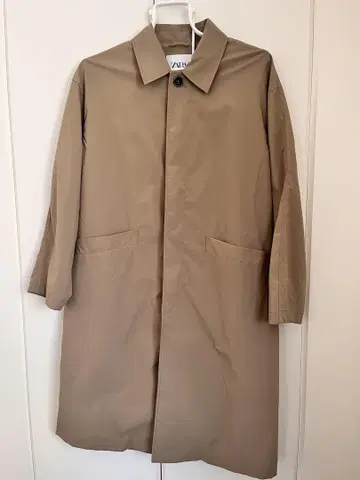 ZARA 베이지 트렌치코트