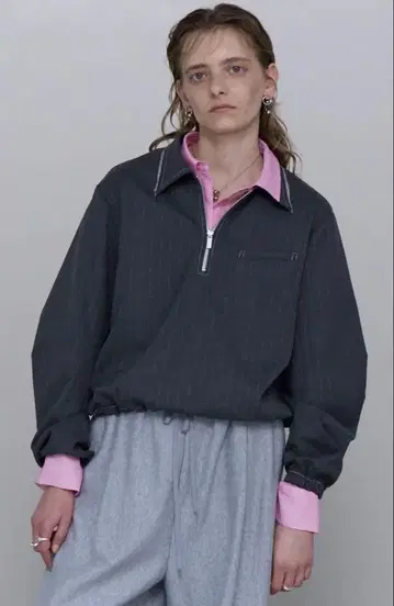 MAISON SPECIAL 하프 지퍼 상의