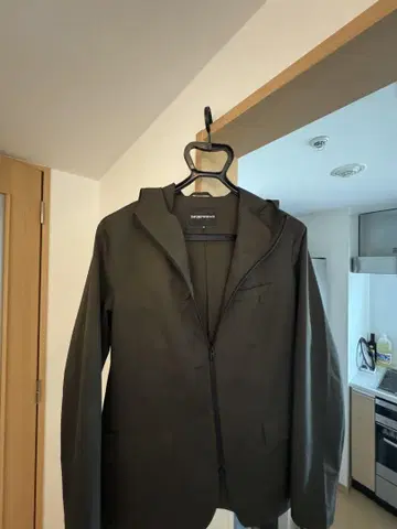 EMPORIO ARMANI 후드 부착 나일론 자켓 48