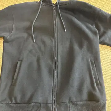 Fourthirty 후드 부착 지퍼 후드티 블랙