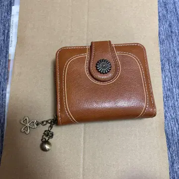 브라운 접이식 지갑 참 포함