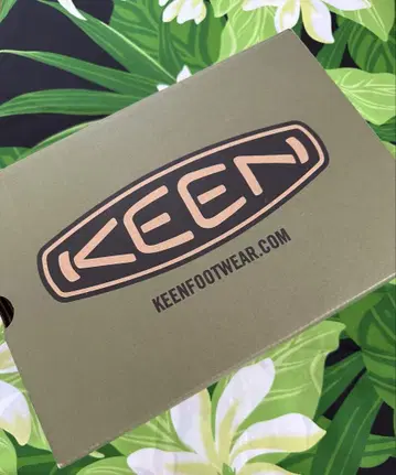 KEEN 아웃도어 샌들 레드 WOMEN 24.5cm 미사용 새상품