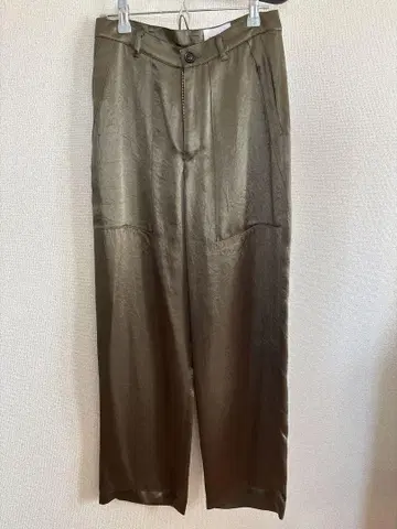 UNITED ARROWS 새틴 와이드 레그 팬츠