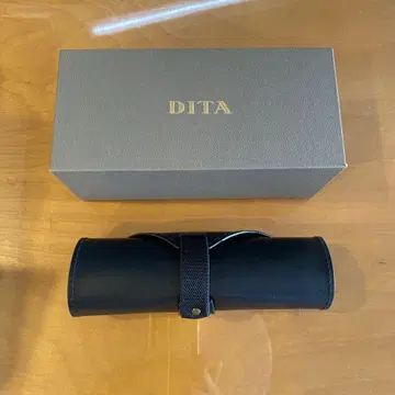 DITA 안경 케이스 블랙 박스 포함