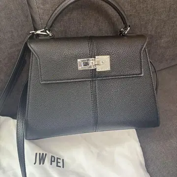 JW PEI 라지 탑 핸들 백 - 블랙