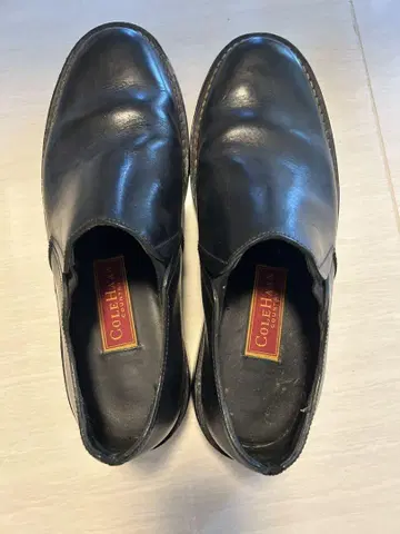 콜한 가죽 신발