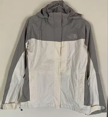 THE NORTH FACE XS 마운틴 파카 그레이/화이트
