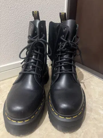 Dr. Martens 블랙 부츠 36 EU
