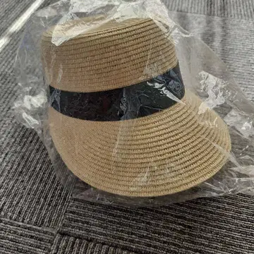아무로짱 착용 모자