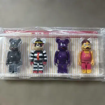 맥도날드 BE@RBRICK 4체 세트 새상품