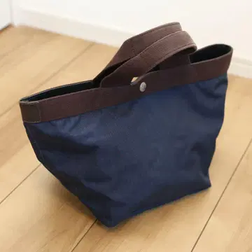 에르베샤 펠리에 보트형 토트백 사이즈 M 네이비 브라운