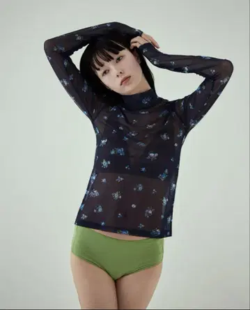 POPPY 시어 탑
