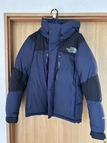 THE NORTH FACE 다운 자켓 M 네이비 바르톨로 라이트