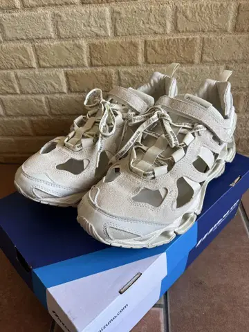MIZUNO WAVEPROPHECY 28cm
