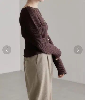 콜라주 개럴개런트 돌먼 리브 니트