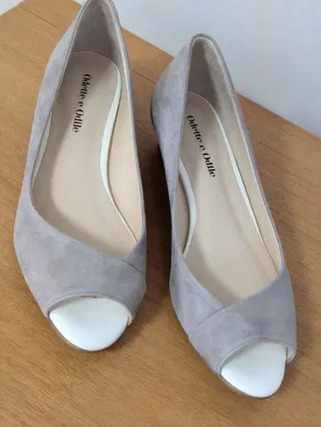 새상품 Odette e Odile 오데뜨 앤 오딜 펌프스 23.5cm