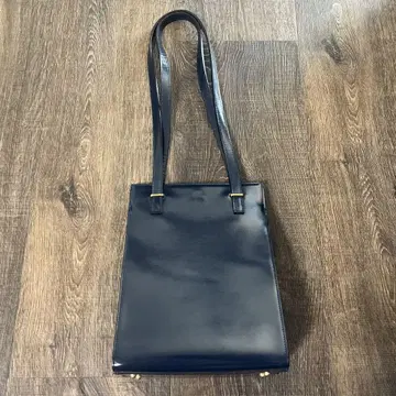 새상품급 MIKIMOTO 네이비 핸드백