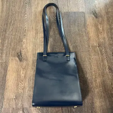 새상품급 MIKIMOTO 네이비 핸드백